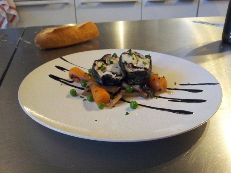 Lotte en feuille d'algues, légumes d'automne et fumet de poisson Le