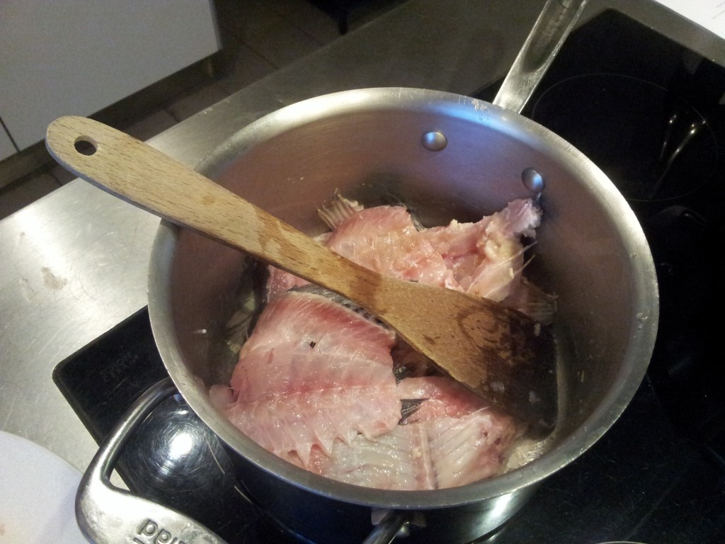 Lotte en feuille d'algues, légumes d'automne et fumet de poisson Le